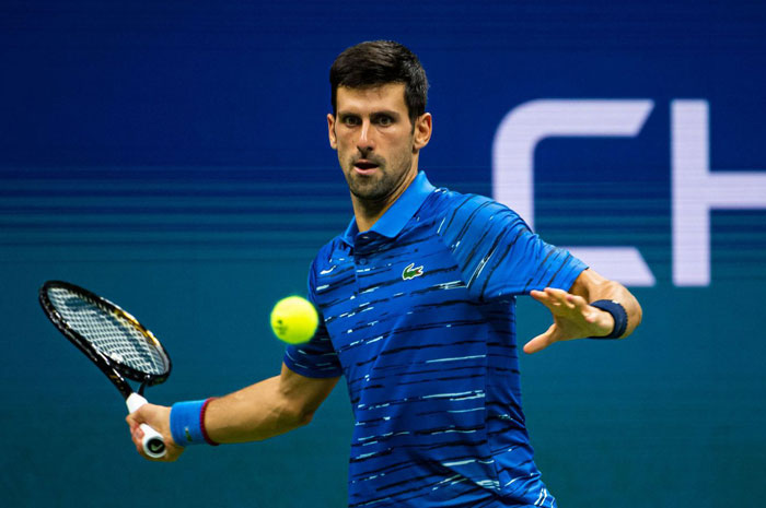 Kurang 14 Menit, DJokovic Hampir Bermain 2 Hari di Wimbledon