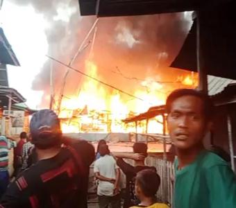 Kebakaran Hebat di Pemulutan Ogan Ilir, 70 Jiwa Kehilangan Tempat Tinggal