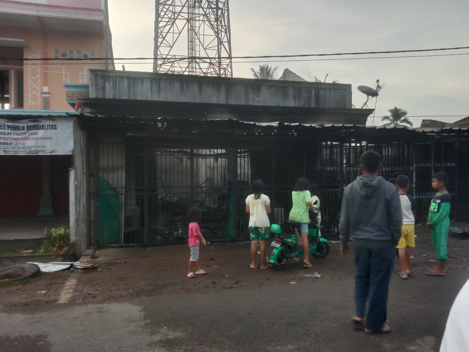 Ruko di Muara Kuang Ogan Ilir Terbakar, Kerugian Rp 800 Juta