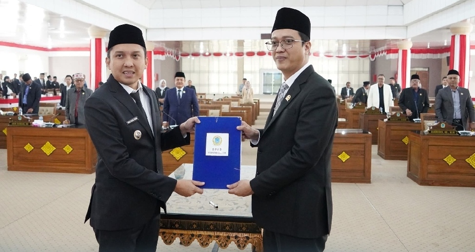 DPRD  Kabupaten  Ogan  Ilir Setujui APBD 2026