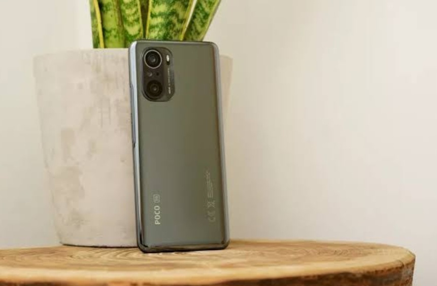 POCO F3 : Disupport Layar AMOLED dengan Penyimpanan 256 GB