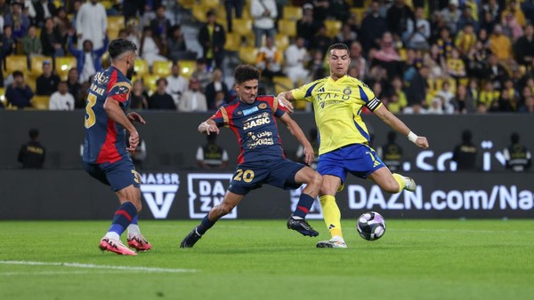 Liga Arab Saudi 2024-2025: Al Nassr Menang 2-0 Atas Damac FC, Ronaldo Jadi Bintang