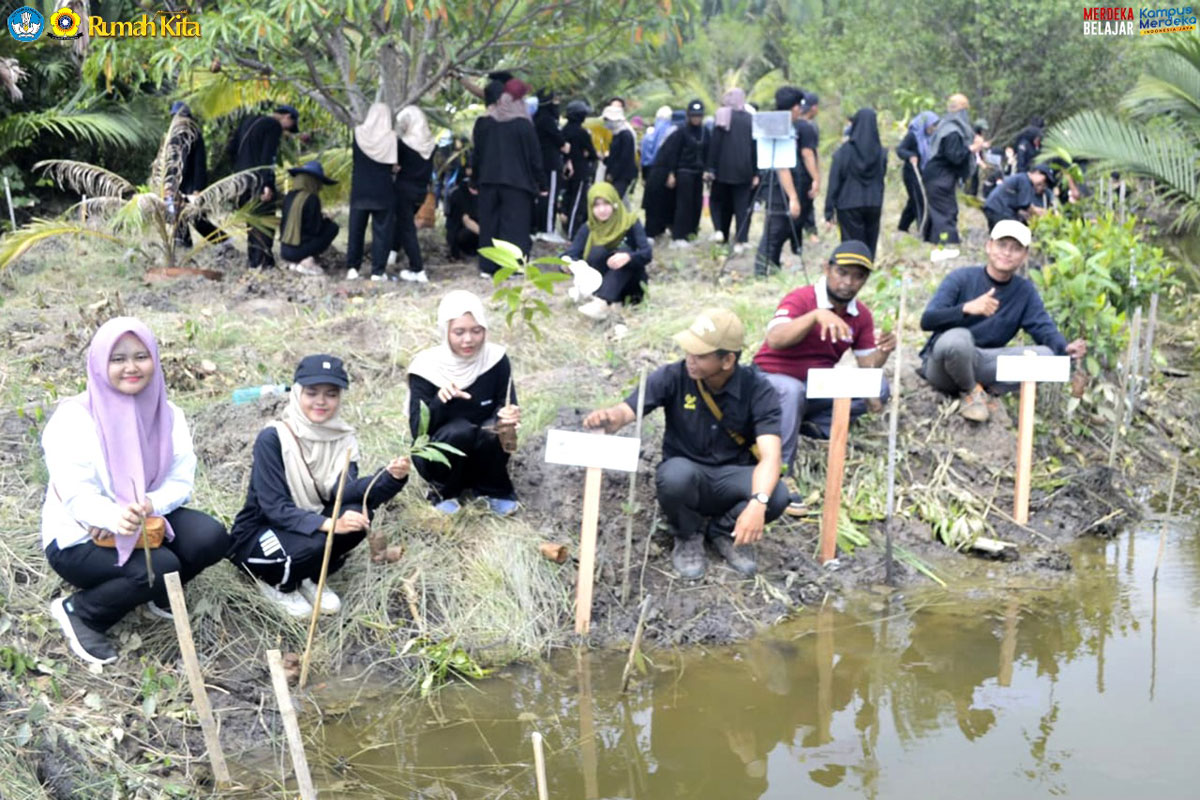 KSE Unsri Ikuti Gerakan Tanam 4.000 Pohon Serentak se-Indonesia