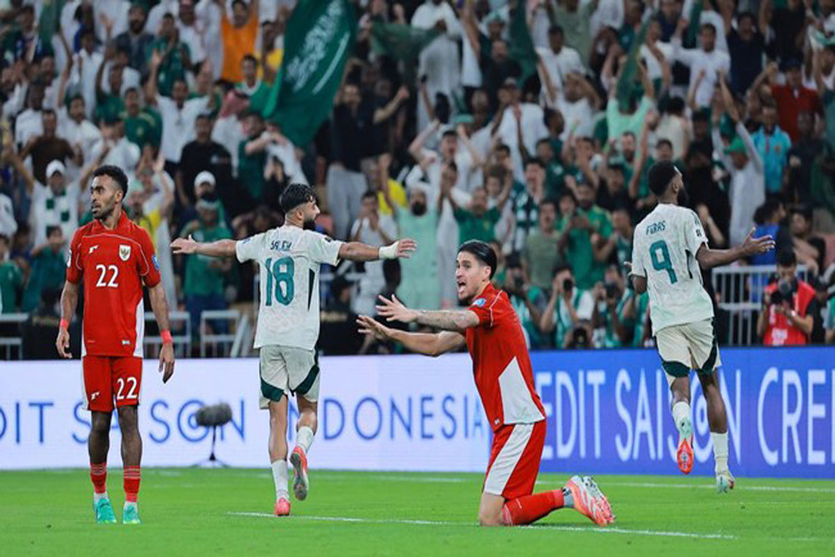 Kualifikasi Piala Dunia 2026 - SuperDramatis, Indonesia Kalah 2-3 dari Arab Saudi 