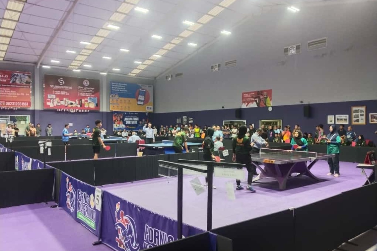 Tenis Meja Pornas Korpri 2025 - Pemprov Jateng-Kemenpora Raih Emas di Nomor Beregu 
