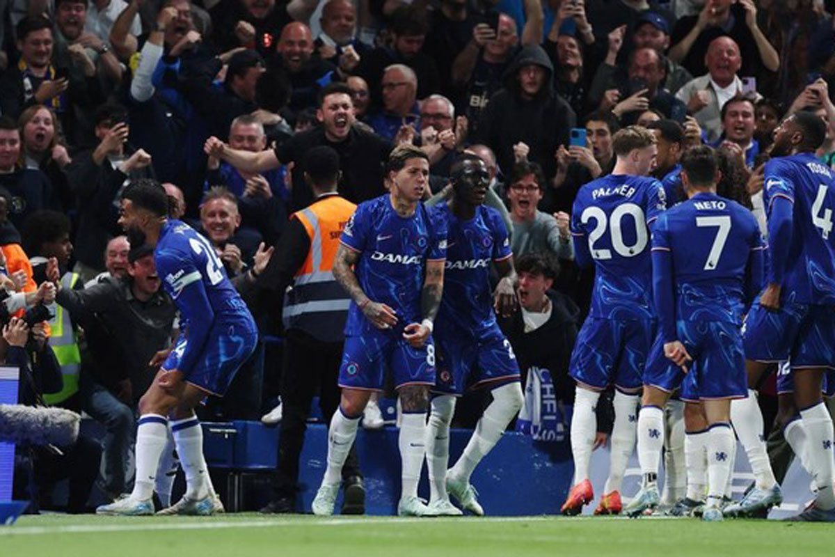 Liga Inggris 2024-2025 - Chelsea Kalahkan MU, Marc Cucurella Jadi Pahlawan