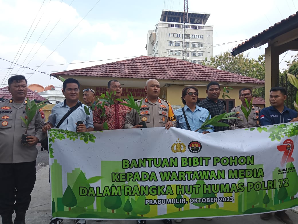 HUT Humas Polri ke-72, Kapolres Prabumulih Ajak Lestarikan Lingkungan 