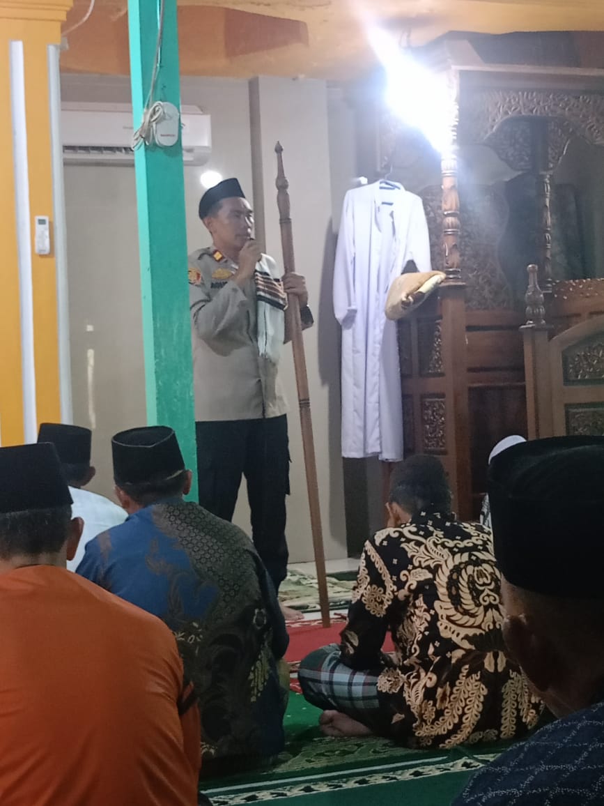 Kapolsek Rantau Alai Jadi Bilal, Ini Pesannya Saat Lakukan Safari Jumat