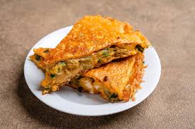 ini 3 Tips Menggoreng Telur Dadar agar Lembut dan Lezat
