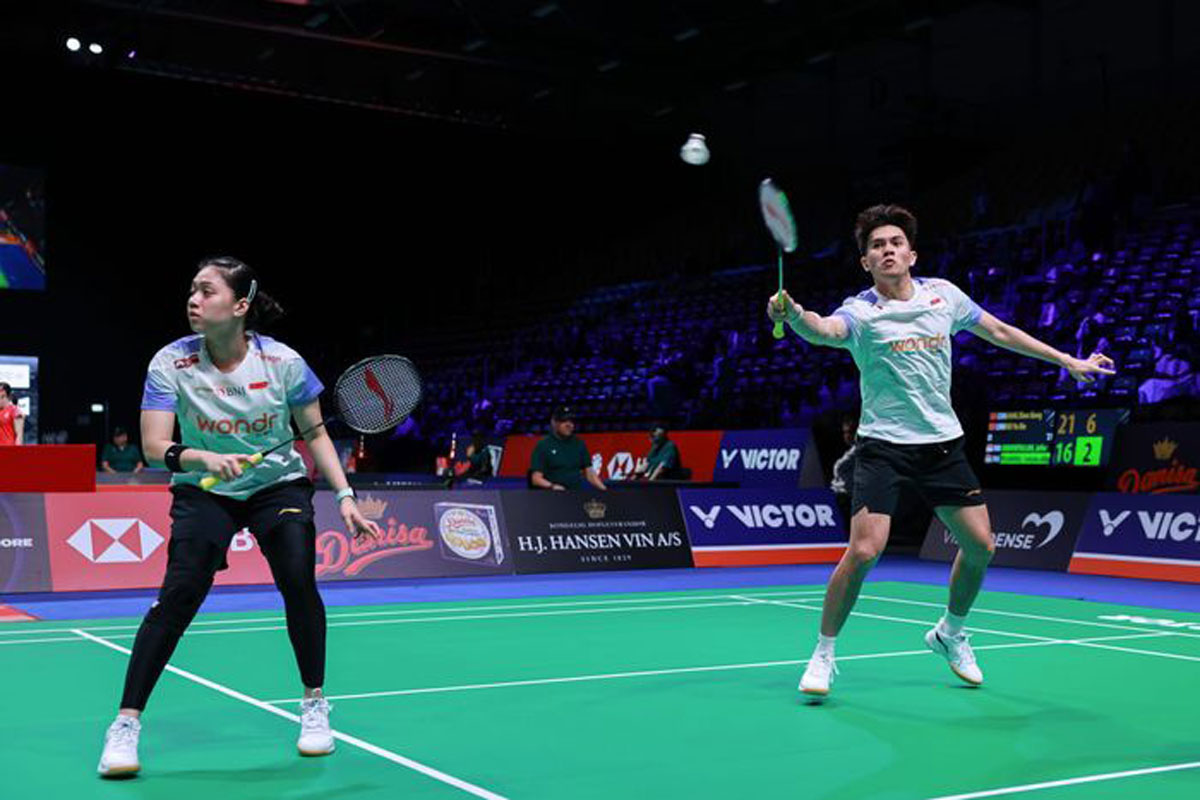 Taklukkan Wakil Inggris, Adnan/Indah Lolos ke Babak 16 Besar Hylo Open 2025 