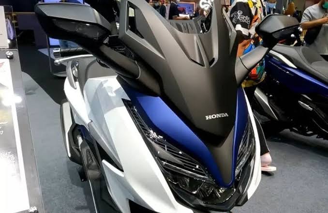 Honda PCX 2024 Siap Meluncur, Pembaruan Menarik Desain Futuristik