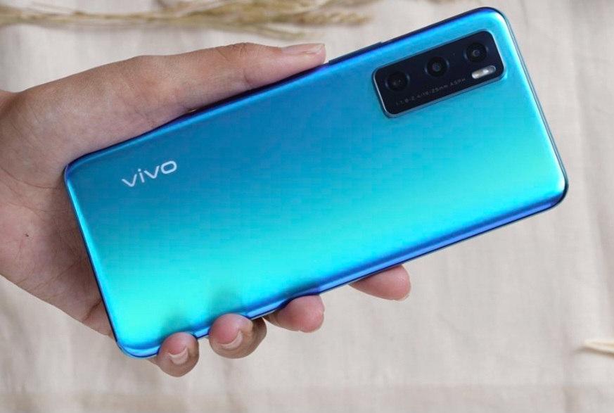 Vivo V20: Tawarkan Kamera Utama 64 MP dengan Fast Charging 33 Watt
