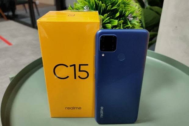 Realme C15 Banting Harga, Dibekali Baterai 6000 mAh Mampu Bertahan Lebih dari Satu Hari