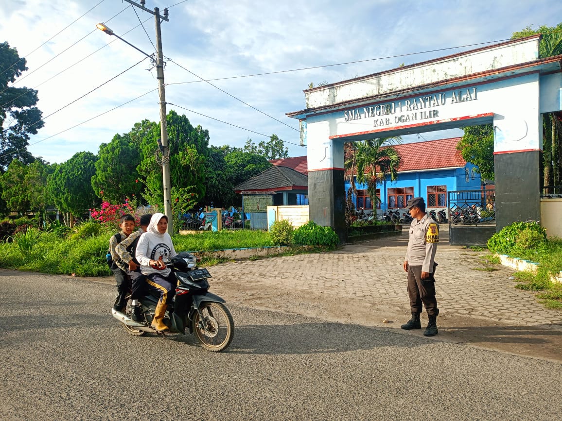 Polsek Rantau Alai Gelar Strong Point Pagi, Ciptakan Kamseltibcar yang Kondusif