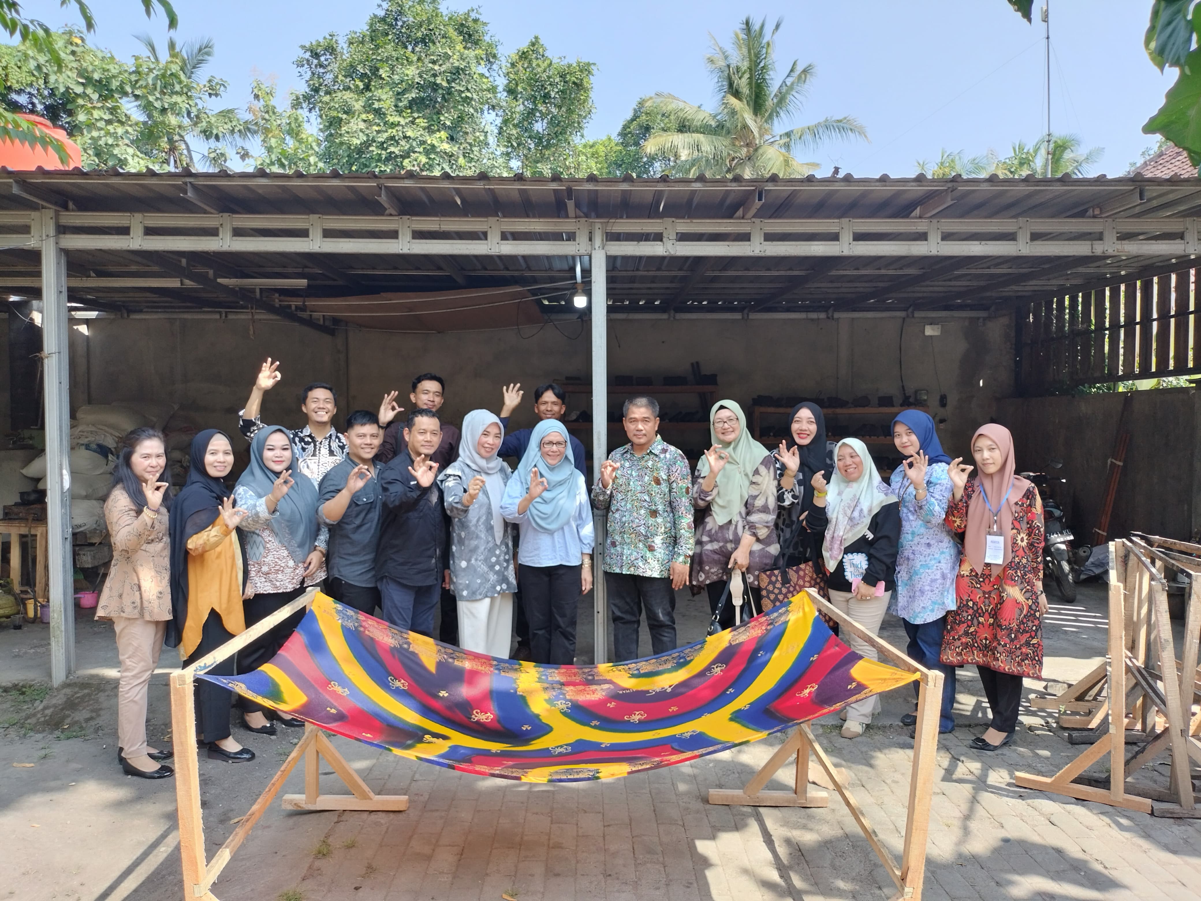 Kembangkan Batik Motif Kajang, Pemkab OKI Kirim Pengerajin Ke Yogyakarta