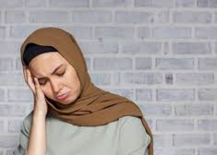 Ternyata ini Penyebab Pusing saat Berpuasa dan Cara Mengatasinya