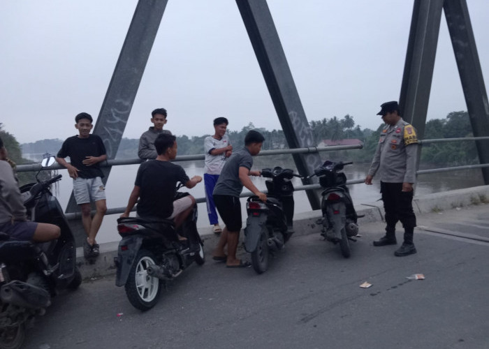 Lebaran Tetap Patroli, Polsek Rantau Alai Jaga Kamtibmas dan Imbau Generasi Muda Tetap Tertib