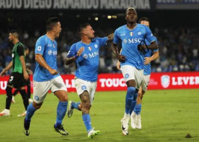Liga Italia 2023: Napoli Menang Atas Sassuolo, Satu Penalti Hilang