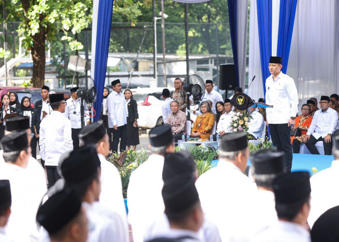 Jadi Irup Hari Bakti Transmigrasi, Menko AHY Ajak Putra Putri Transmigran Bangun Pusat Ekonomi