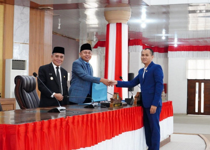 DPRD  Ogan Illr  Sampaikan Nota Bapemperda