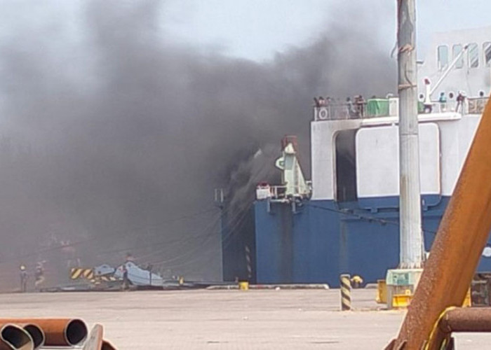 Kapal Feri Mutiara Berkah I Terbakar di Pelabuhan Merak, Bagaimana Nasib Penumpang?