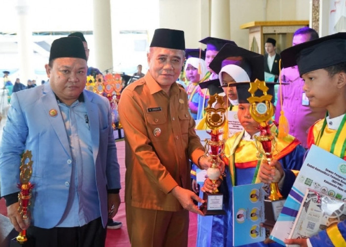 Wabup H Ardani : Mari Kita Doakan Calon-Calon Generasi Qur’ani,  Wisuda Akbar Santri  TK/TPA LPPTKA BKPRMI 