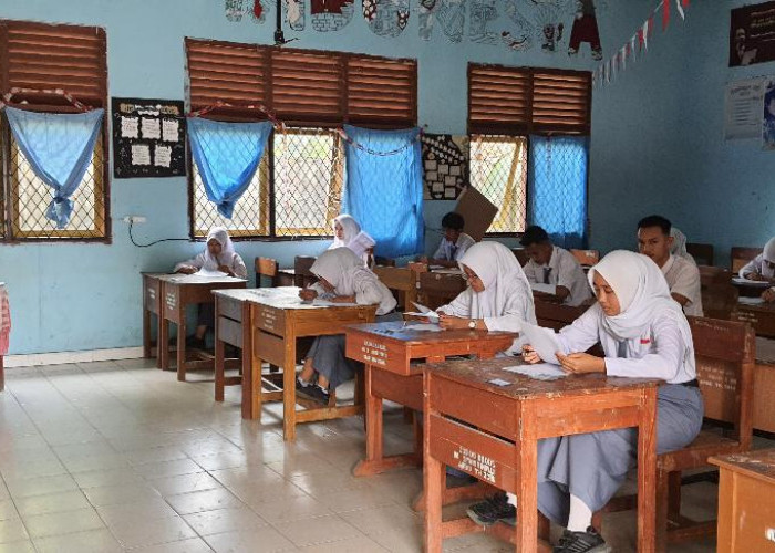 Ramadan, Siswa SMAN 1 Indralaya Utara Ikuti Ujian Semester Genap