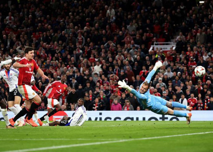 Menang  Dramatis 5-4, MU Singkirkan Lyon di Perempat Final Liga Europa 