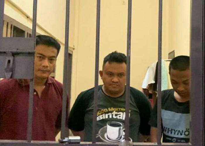 Penampakan 3 Oknum Polisi Terlibat Perampokan Sepeda Motor di Medan, Meringkuk di Balik Jeruji Besi 