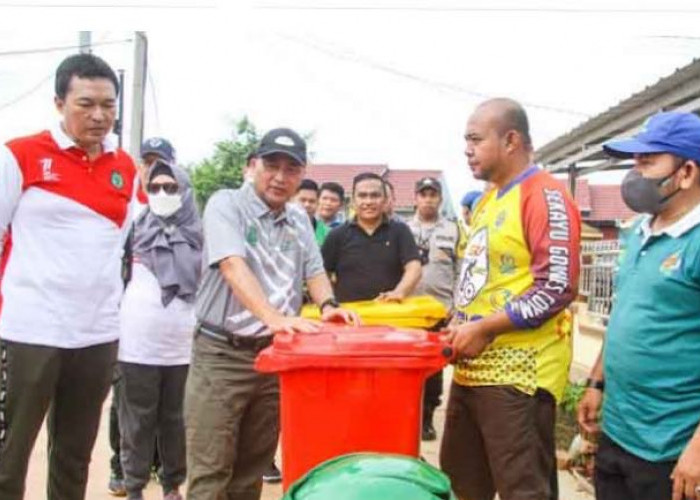 Muba Raih Adipura Kota Kecil Terbersih KLHK, Penghargaan Diserahkan Menteri Siti Nurbaya di Hari Peduli Sampah