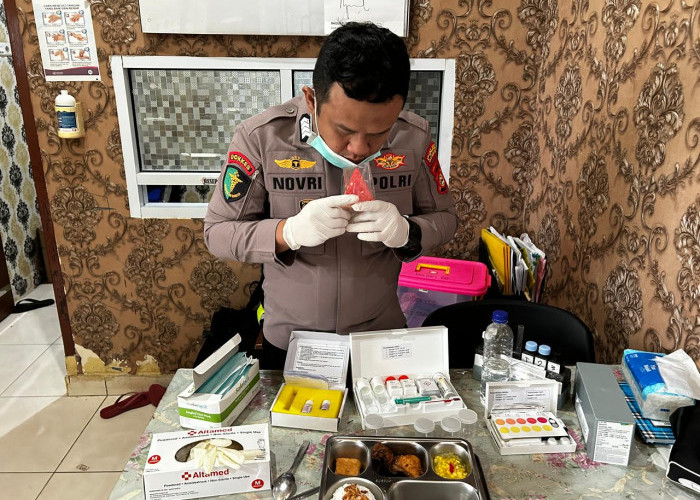 Polres Ogan Ilir Rutin Lakukan Pemeriksaan,  MBG SPPG Melalui Metode Organoleptik dan Kimiawi