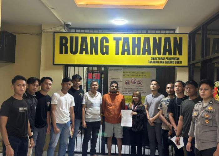 Sesumbar Siapa  Berani Menangkap, Eh Akhir BOS Tambang  Emas Nyerah  Setelah Buron  5 Bulan,