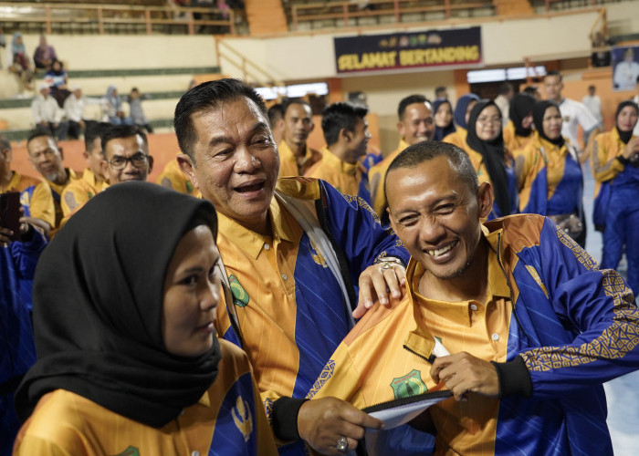 Bupati Muba Lepas Kontingen Porprov Korpri  Sumsel, Target 21 Emas