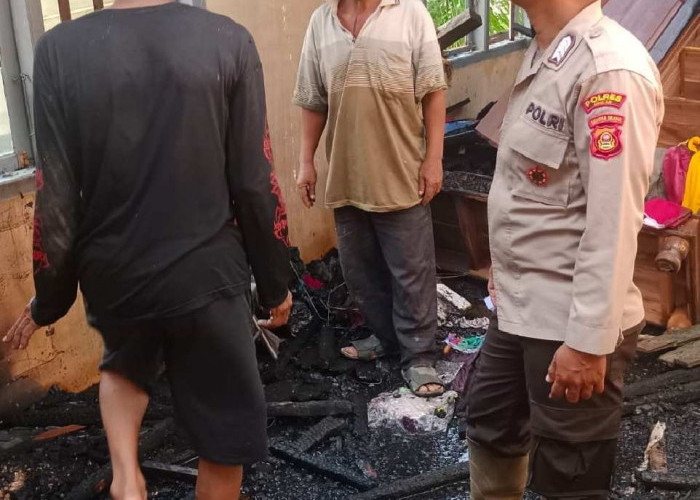 Perumahan Polindes Desa Nagasari Ogan Ilir Terbakar,Polsek Muara Kuang  Cek TKP