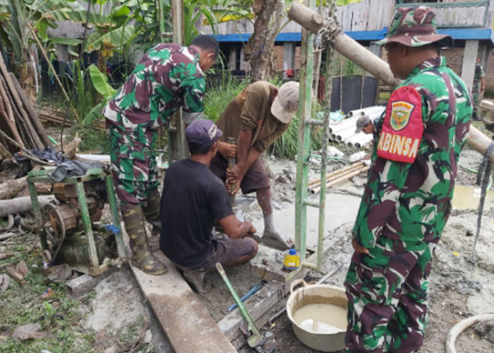 TNI Manunggal, Kodim 0402 OKI Bangun Sumur Bor di Kecamatan Tanjung Lubuk