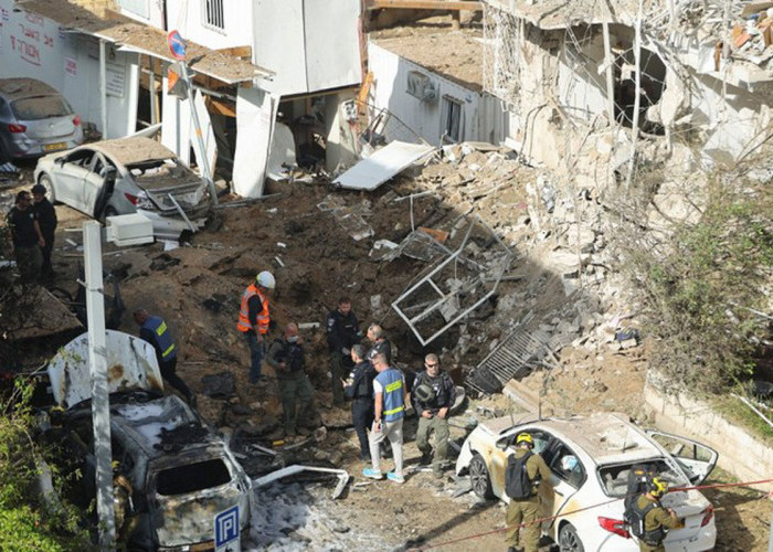 Taktik Perang Iran Lawan AS-Israel, Kuras Pencegat dengan Rudal-Drone Biaya Murah