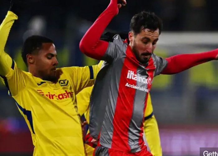 Kiper Timnas Indonesia Jatuh Bangun Selamatkan Gawang Cremonese