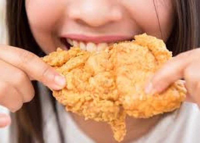 Makan Ayam Setiap Hari Apakah Baik? Simak Penjelasannya!