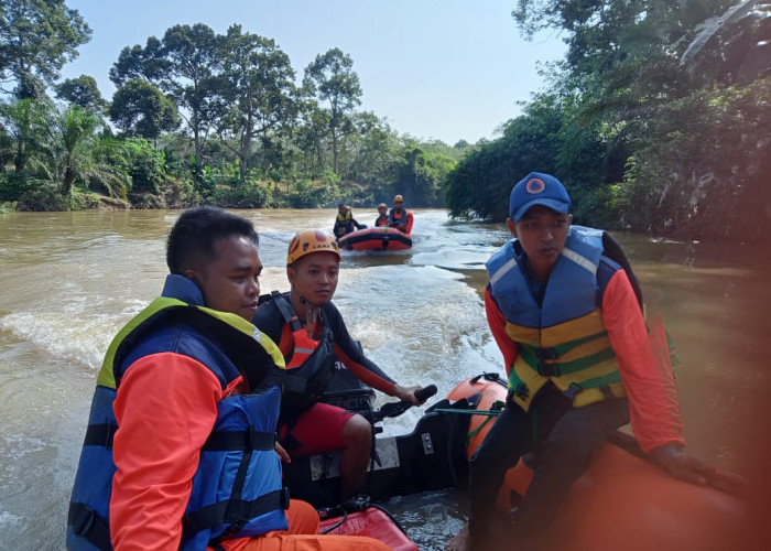 Hari Ketiga Pencarian Korban Tenggelam di Sungai Rupit Terus Dilanjutkan 
