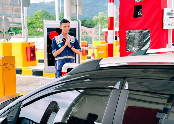 120.944 Kendaraan Lintasi Jalan Tol JTTS Saat Weekend Perayaan Imlek