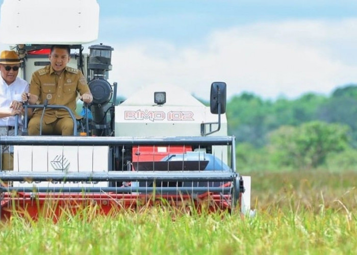 Paslon Petahana Panca-Ardani Sosialisasikan Program Peningkatan Pertanian Padi