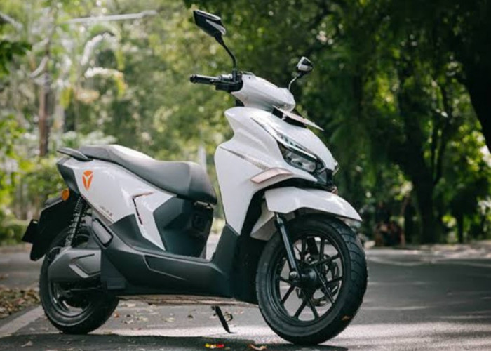 Motor Listrik Yadea Velax 2025 Meluncur di IIMS 2025, ini Spesifikasi dan Harganya