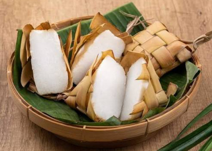 5 Tips Mengetahui Ketupat Sudah Matang atau Belum