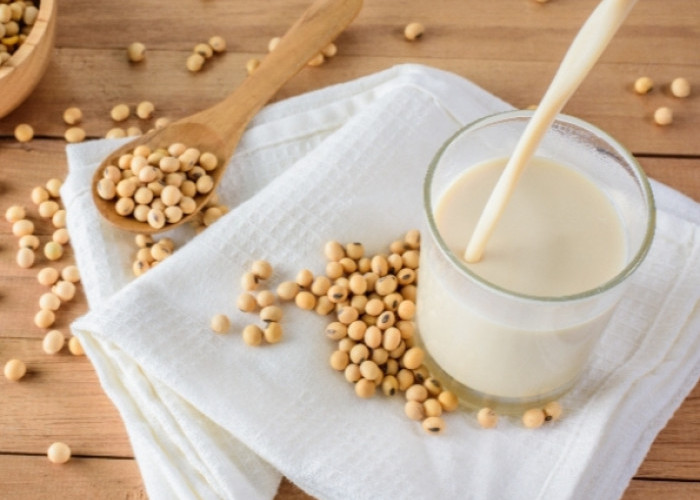 3 Manfaat Susu Kedelai Bagi Kesehatan, Wanita Pasti Suka