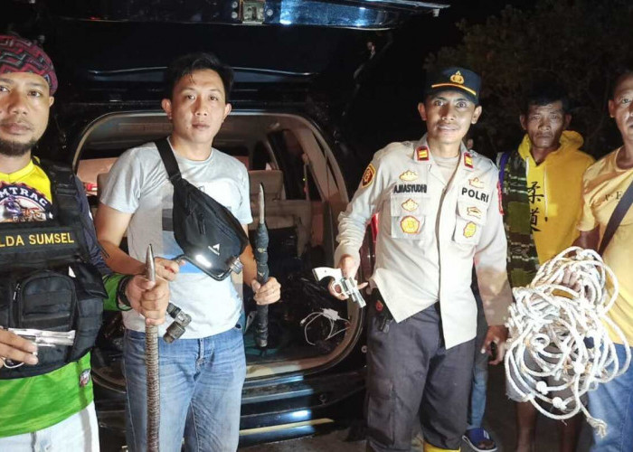 Komplotan Pencuri Sarang Burung Walet di OKI Dibekuk, Polisi Temukan Senpira saat Penggeledahan 