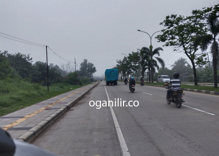 Curah Hujan Tinggi, Palembang Berkabut