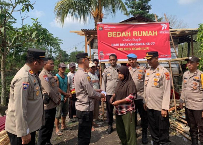 Polres Ogan Ilir Bedah Rumah Warga, HUT Bhayangkara 