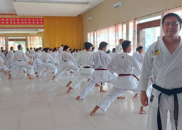 Ratusan Karateka INKADO Sumsel Ikuti Ujian Kenaikan Sabuk