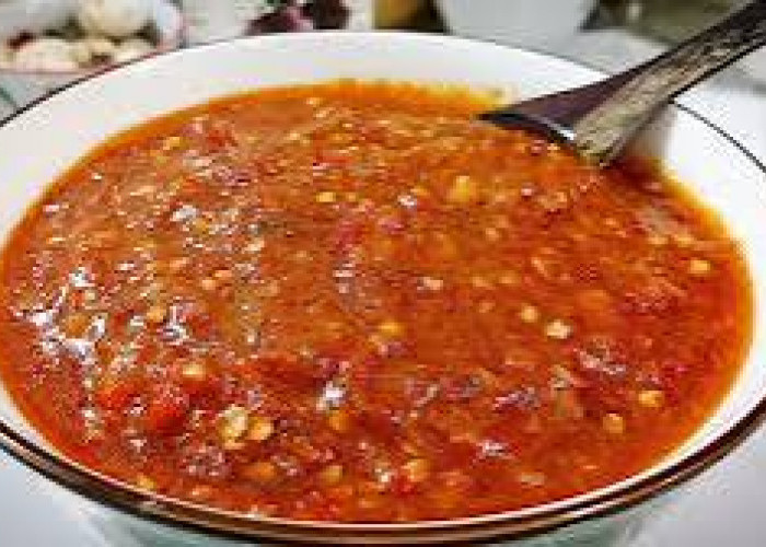 Begini Trik Masak Sambal Tanpa Bersin