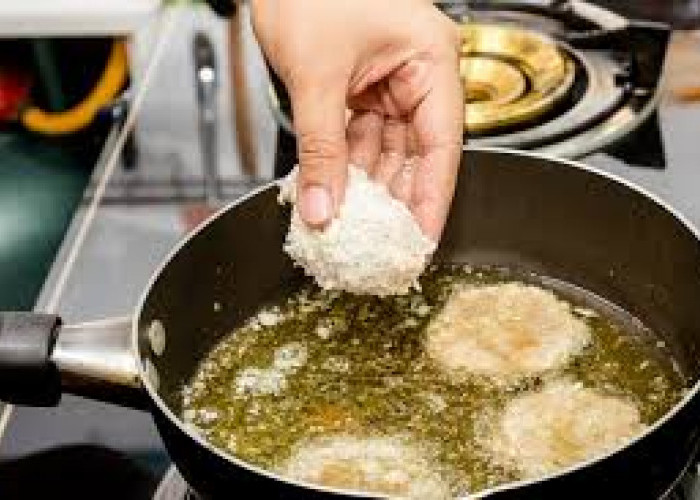 Begini Cara Gorengan agar Tidak Lengket saat Digoreng